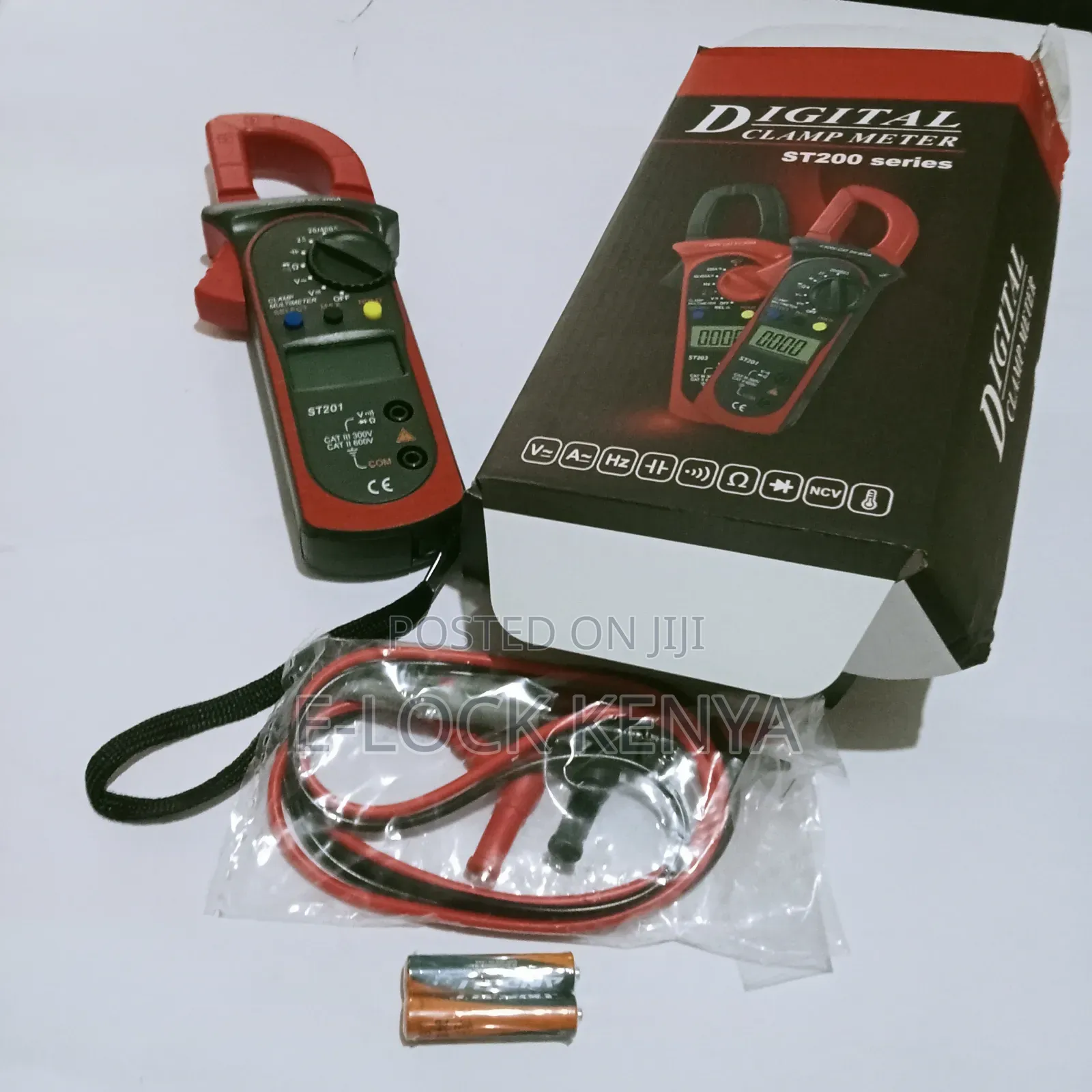 CE Certified Clamp Meter