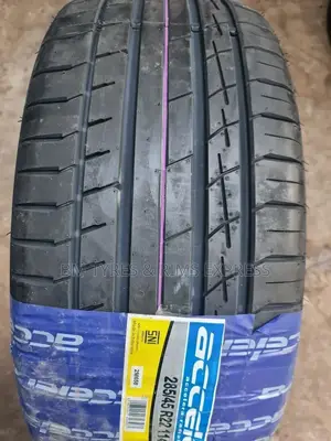 285 /45 R22 ACCELERE (Highway)