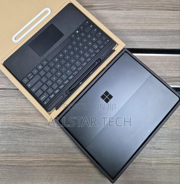 Laptop Microsoft Surface Pro 16GB Qualcomm Snapdragon X Plus SSD 512GB