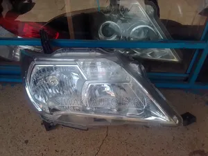 Serena C26 2010-2012 Headlights Non Xenon