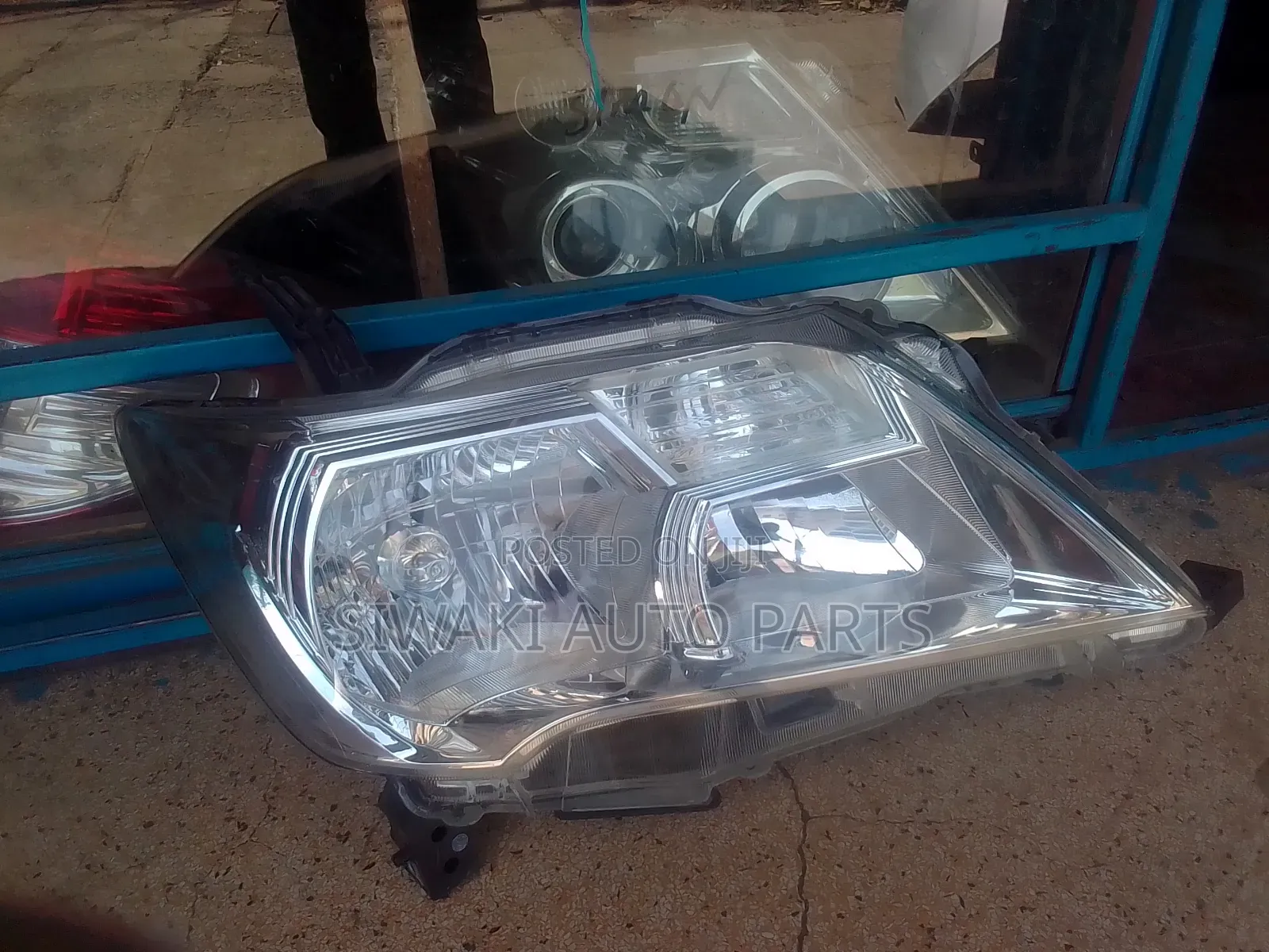 Serena C26 2010-2012 Headlights Non Xenon
