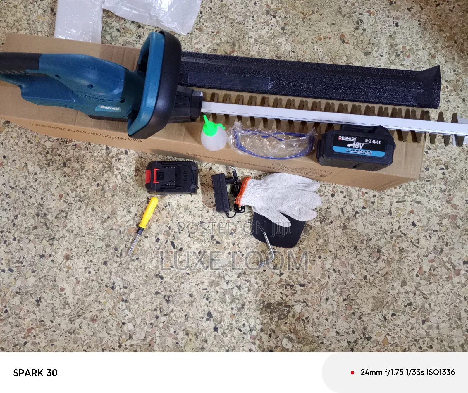 Rechargeable Electric Hedge Trimmer