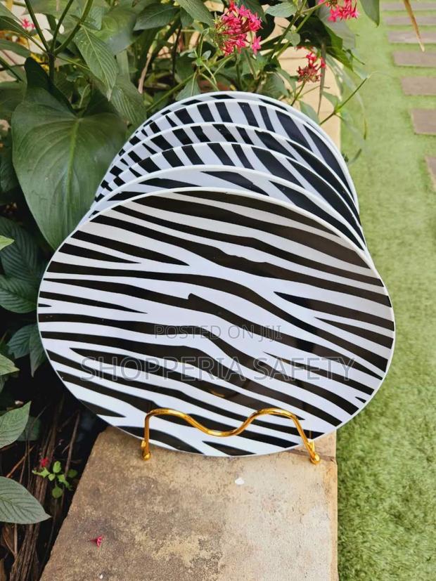 Zebra Ceramic Plates- 6 Pieces