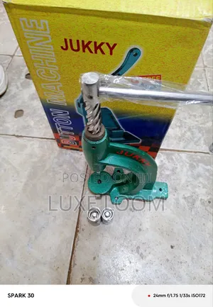 Button Press Machine/Button Machine