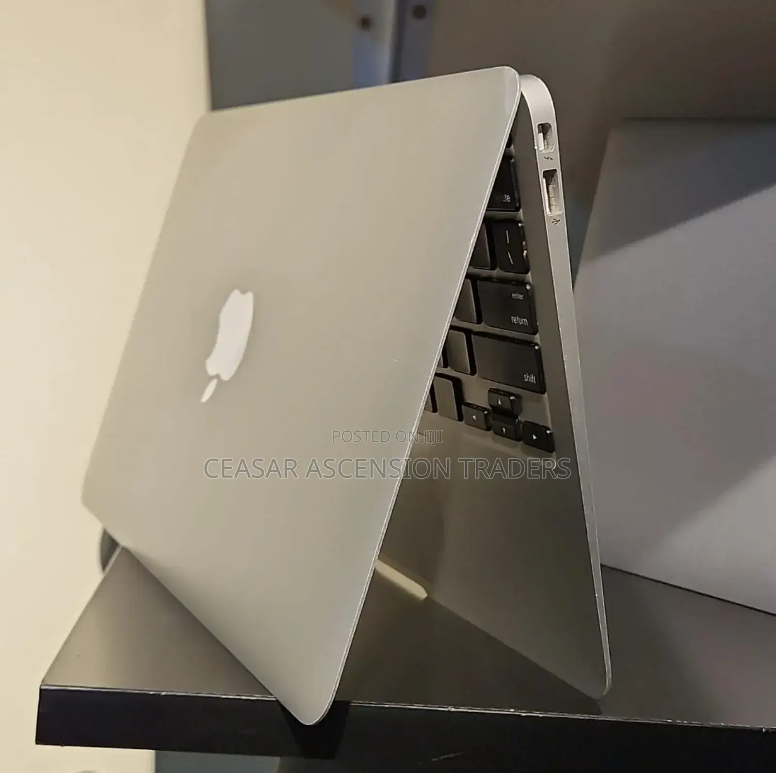 Laptop Apple MacBook Air 2015 8GB Intel Core I5 SSD 128GB
