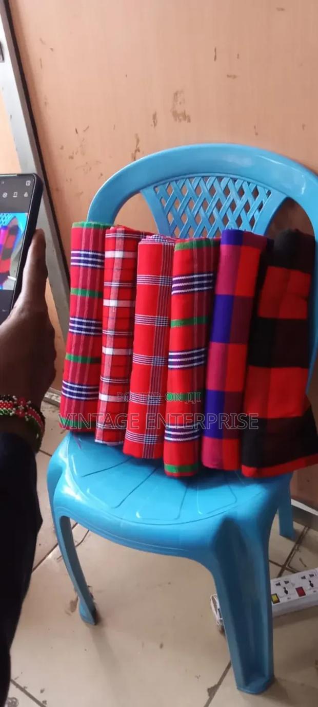 *Maasai Shukamaasai Shuka - thumbnail 2