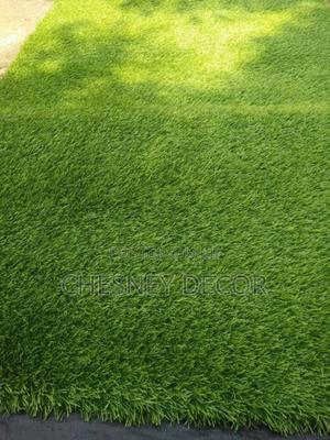 Quality Artificial Grass for Outdoor Spaces - thumbnail 2