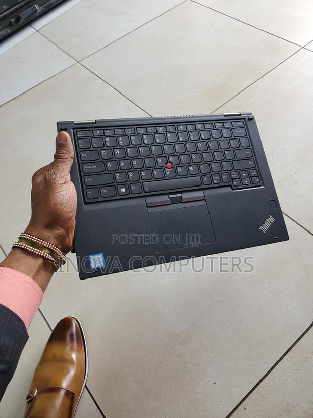 Laptop Lenovo ThinkPad Yoga 370 8GB Intel Core I7 SSD 256GB - thumbnail 2