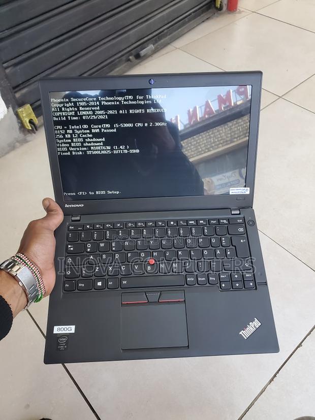 Laptop Lenovo ThinkPad X270 8GB Intel Core I5 SSD 256GB - main view