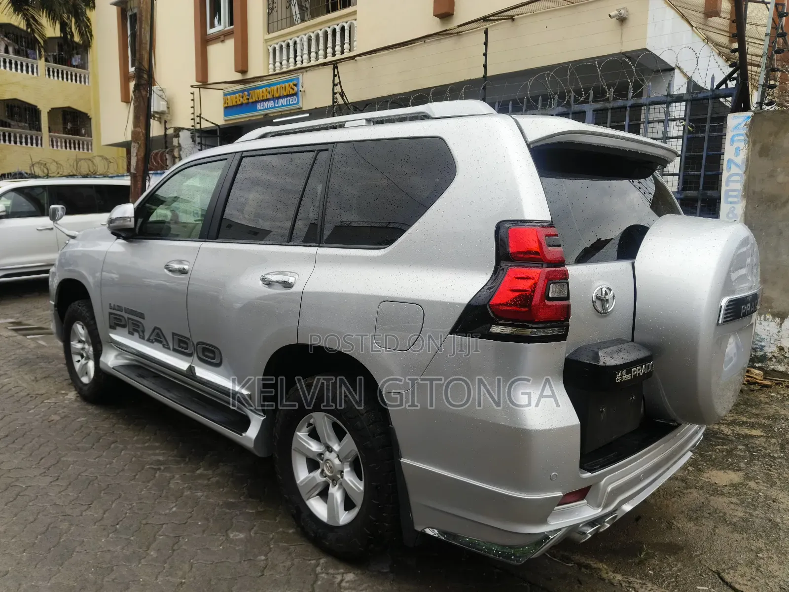 Toyota Land Cruiser Prado 2017 Silver