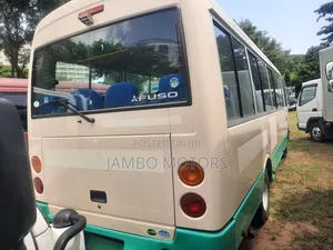 Mitsubishi Fuso Rosa 2018 White