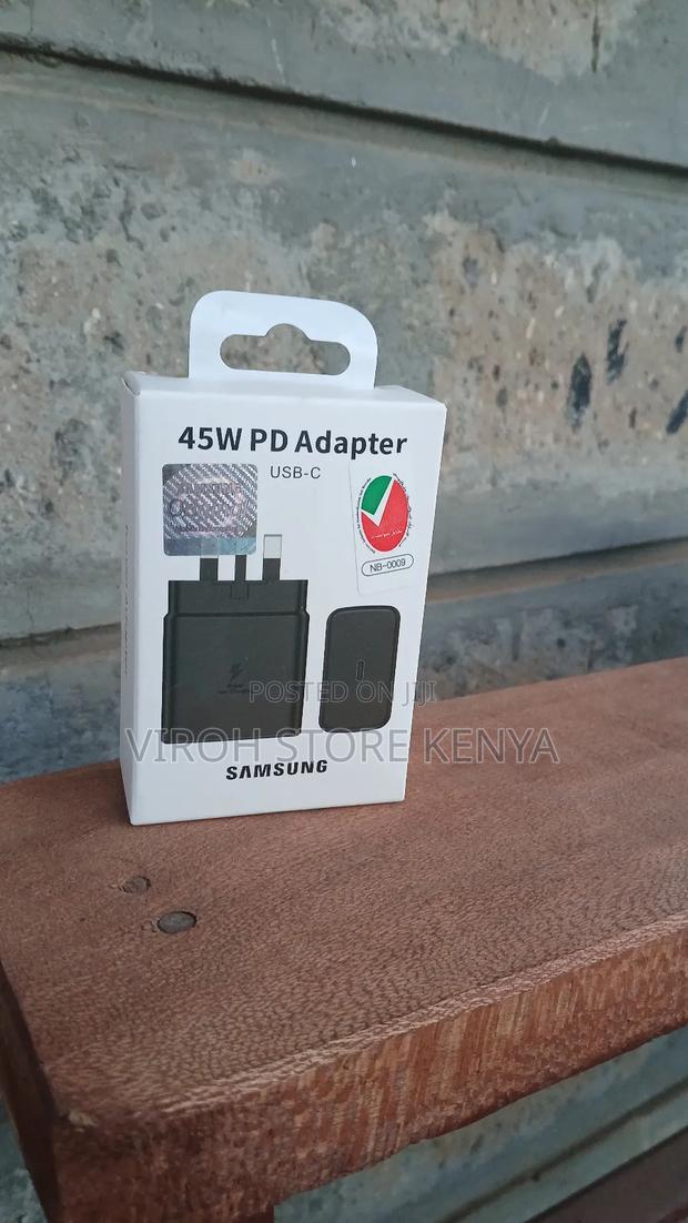 Samsung Header 45 Watts Type C Phone Adapter - main view