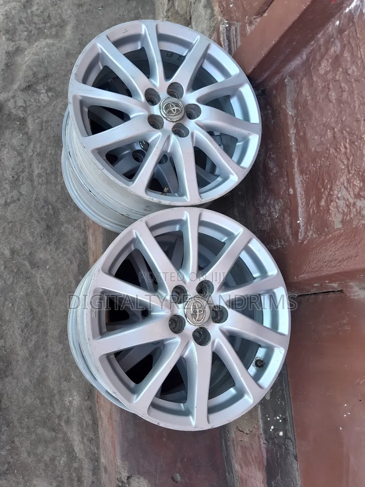 Toyota Premio Original Rims Size 16"At Affordable Cost