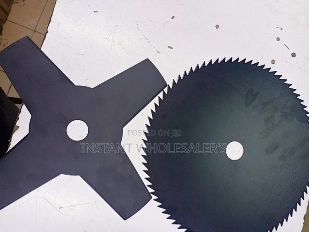 Brush Cutter Cutting Blades - main view