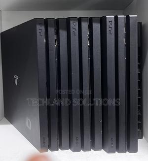 Playstation4 Pro - thumbnail 2