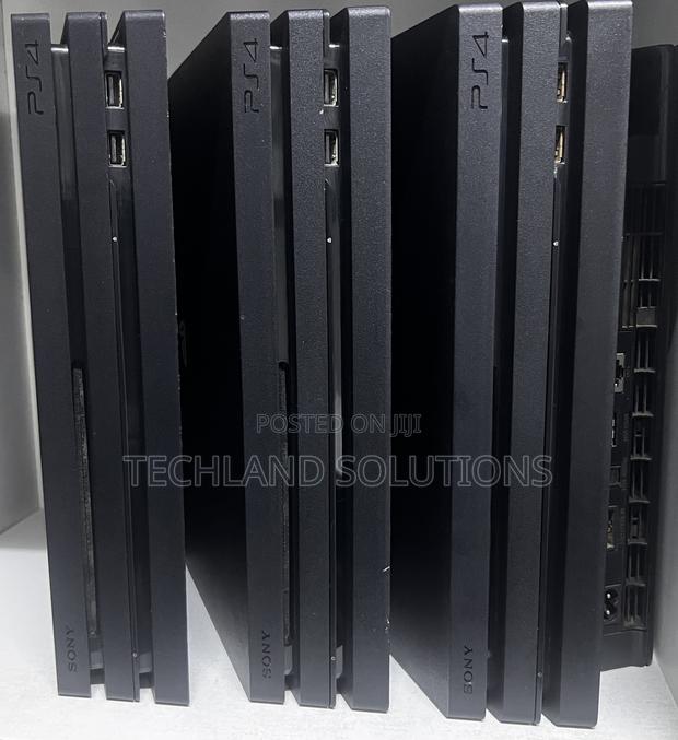 Playstation4 Pro - thumbnail 3