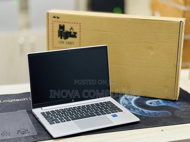 New Laptop HP EliteBook 840 10 16GB Intel Core I7 SSD 512GB