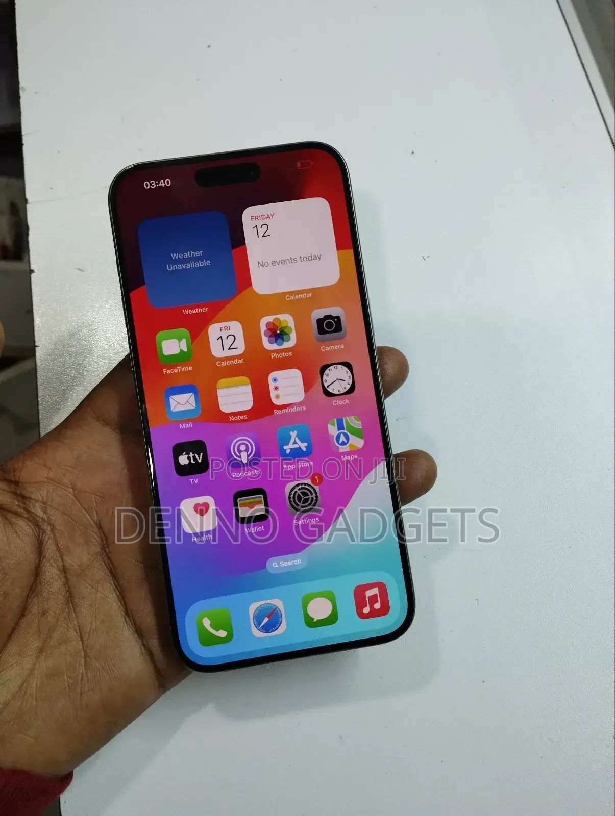 New Apple iPhone 15 Pro Max 256 GB Silver