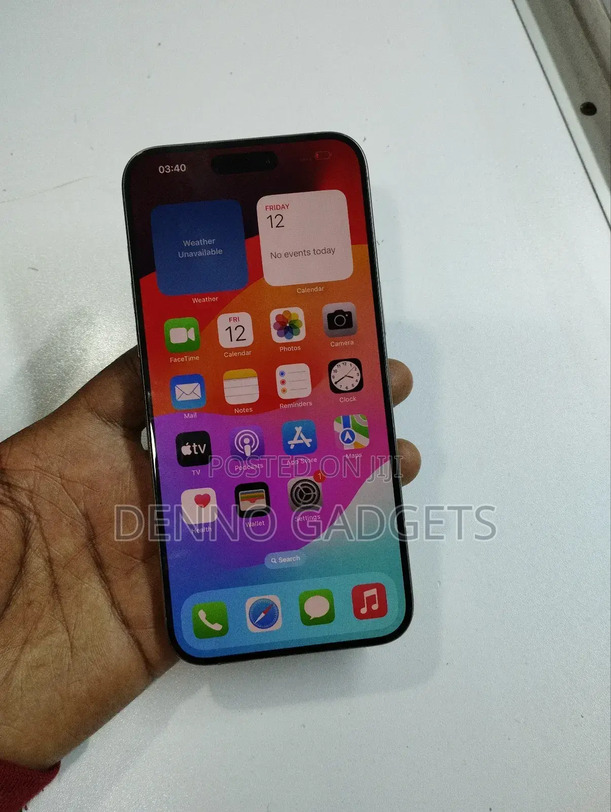 New Apple iPhone 15 Pro Max 256 GB Silver