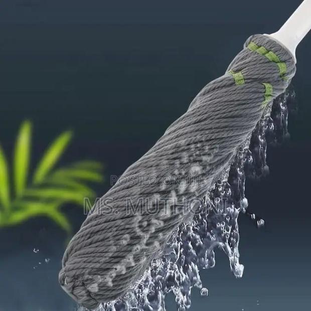 Self Wringing Twist Mop - thumbnail 4
