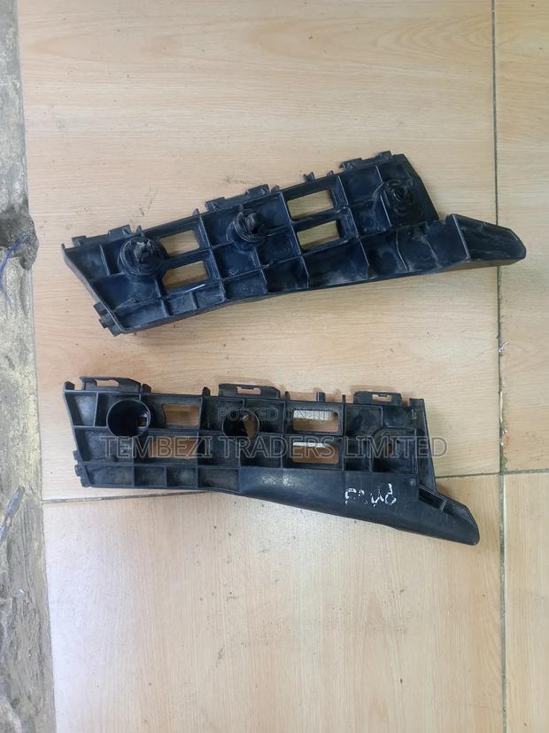 Bumper Slide Holder Toyota Prius - thumbnail 2