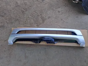 Front Grill Toyota Hiace Shark 5l