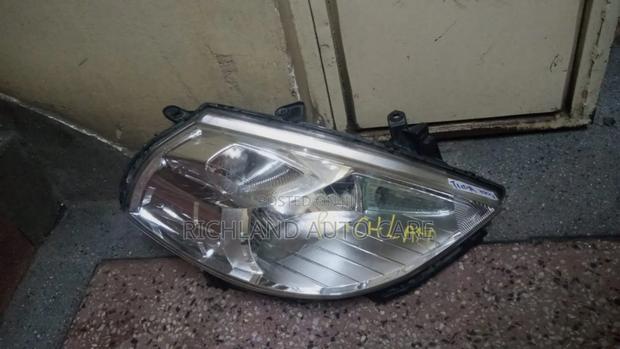 Headlamp Nissan Tiida - thumbnail 4
