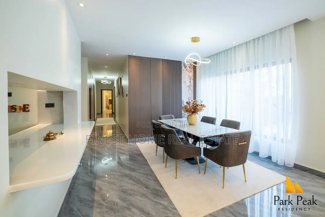 3bdrm Apartment in Park Peak, Parklands/Highridge for sale