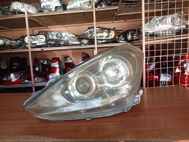 Left Zenon Headlight Caldina 2005 Model - main view
