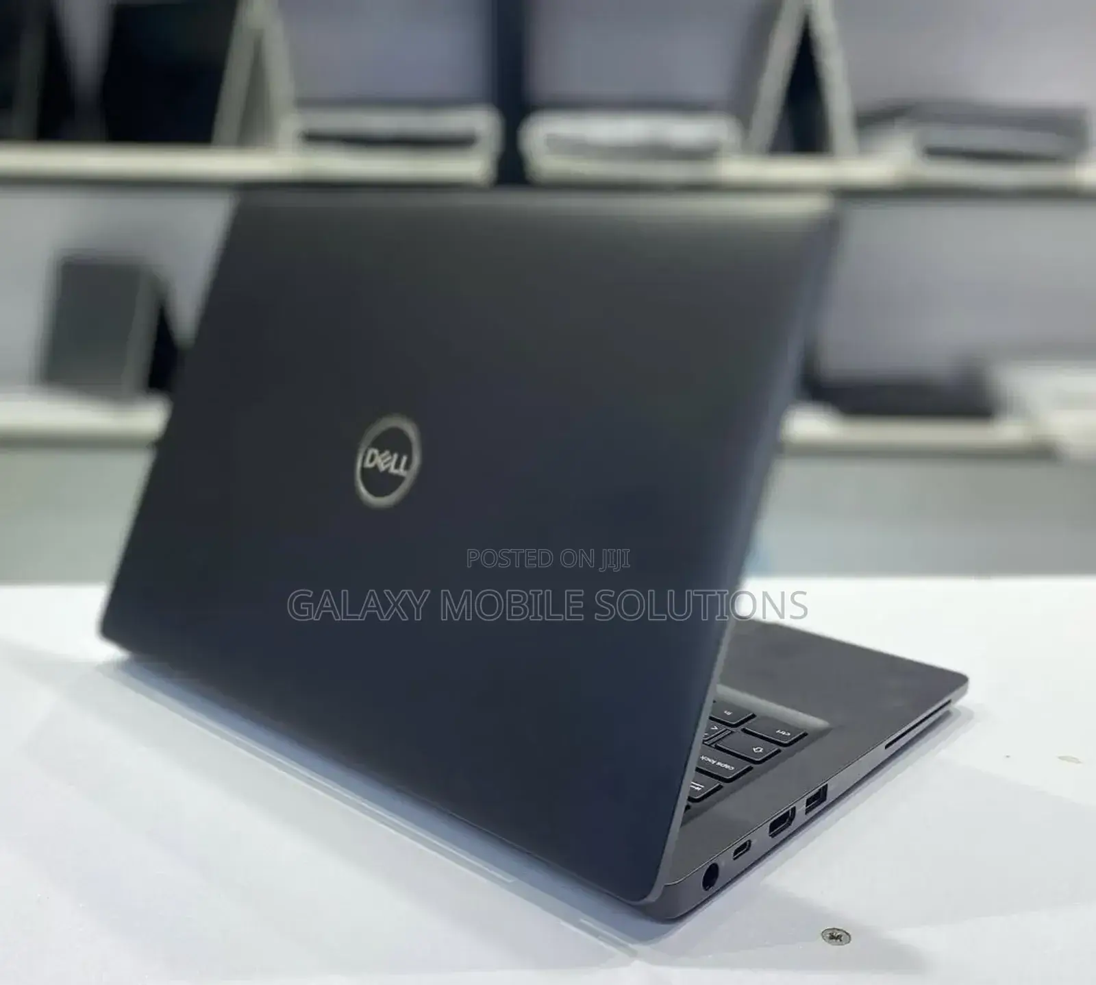 Laptop Dell Latitude 5300 8GB Intel Core I7 SSD 256GB