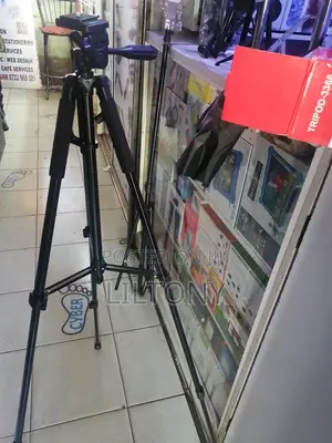 Heavy Camera Tripod 1.7mtrs