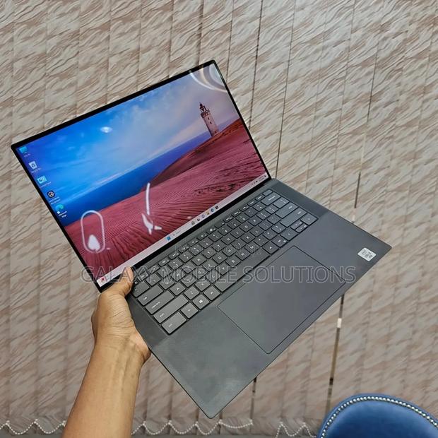 Laptop Dell Precision 5550 32GB Intel Xeon SSD 512GB