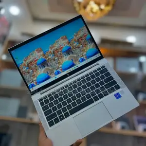 Laptop HP EliteBook 830 G8 16GB Intel Core I7 SSD 512GB