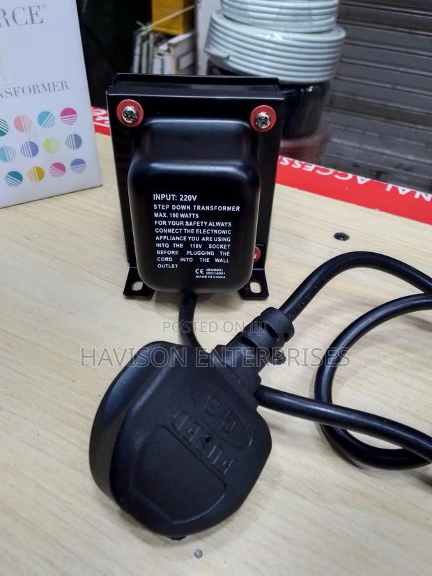 Quality 220v-110v Step Up and Down Transformer(100W) - main view