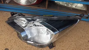 Ractis 2014 Headlight Xenon
