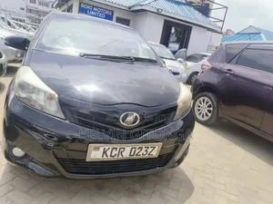 Toyota Vitz 2012 Black