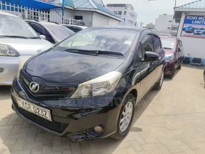Toyota Vitz 2012 Black