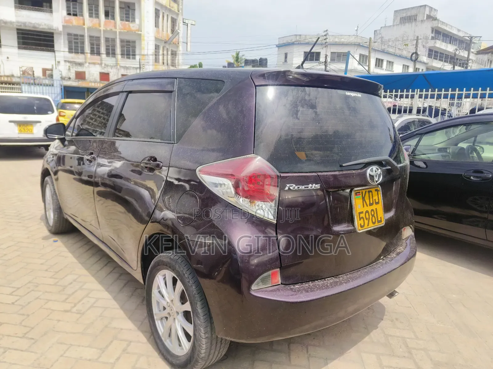 Toyota Ractis 2015 Purple