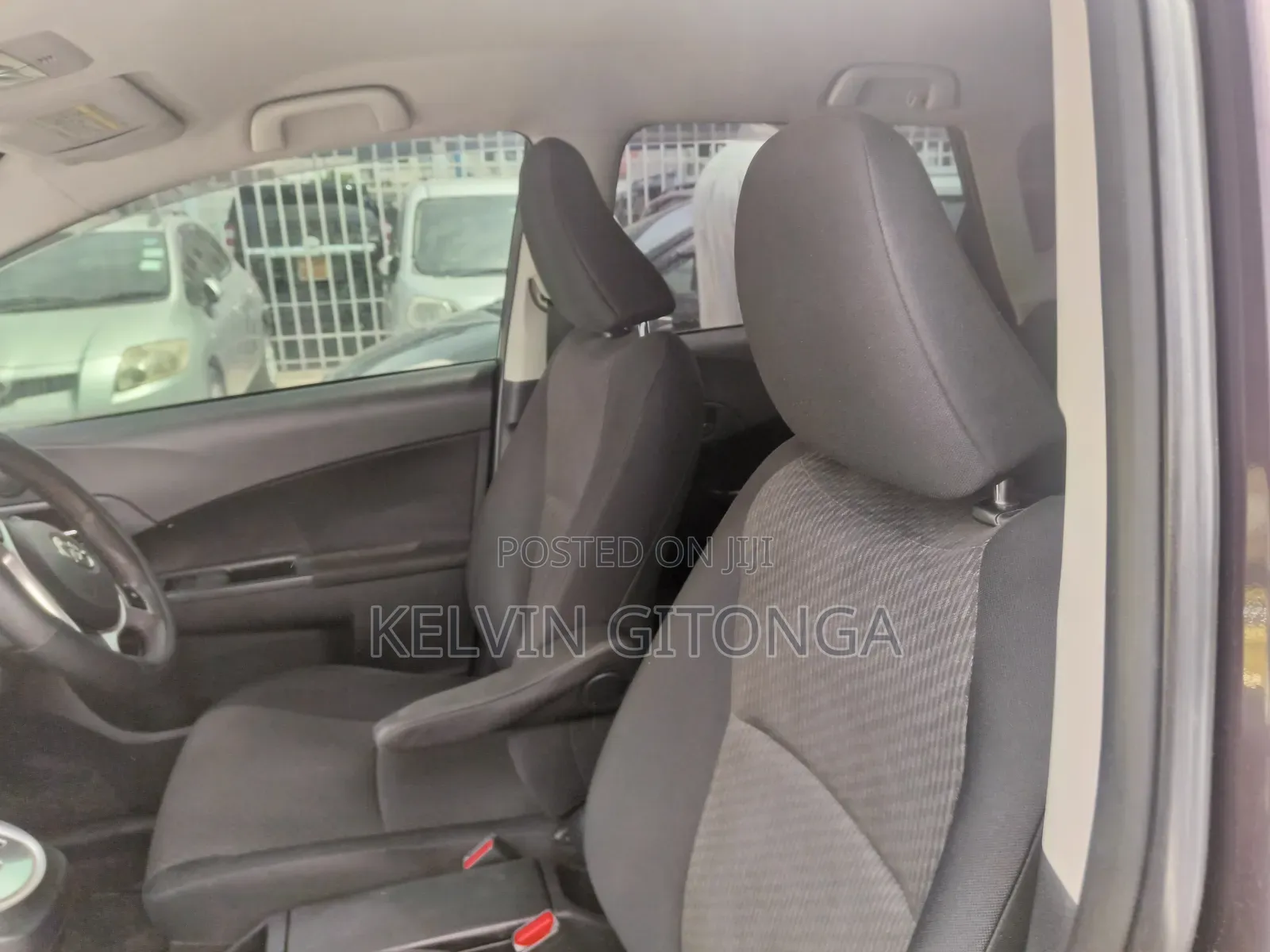 Toyota Ractis 2015 Purple