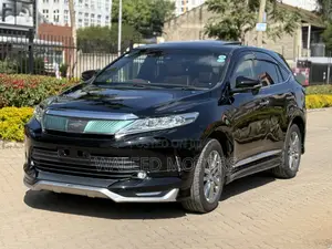 Toyota Harrier 2.0 2018 Black