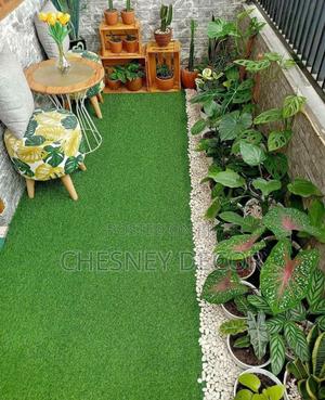 Cosy Balcony With Artificialll Turf - thumbnail 2