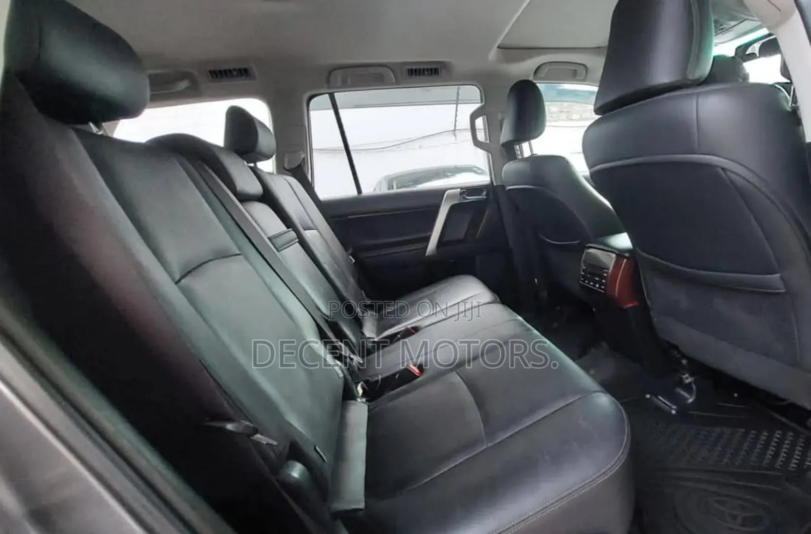 Toyota Land Cruiser Prado 2.8 2019 Gray