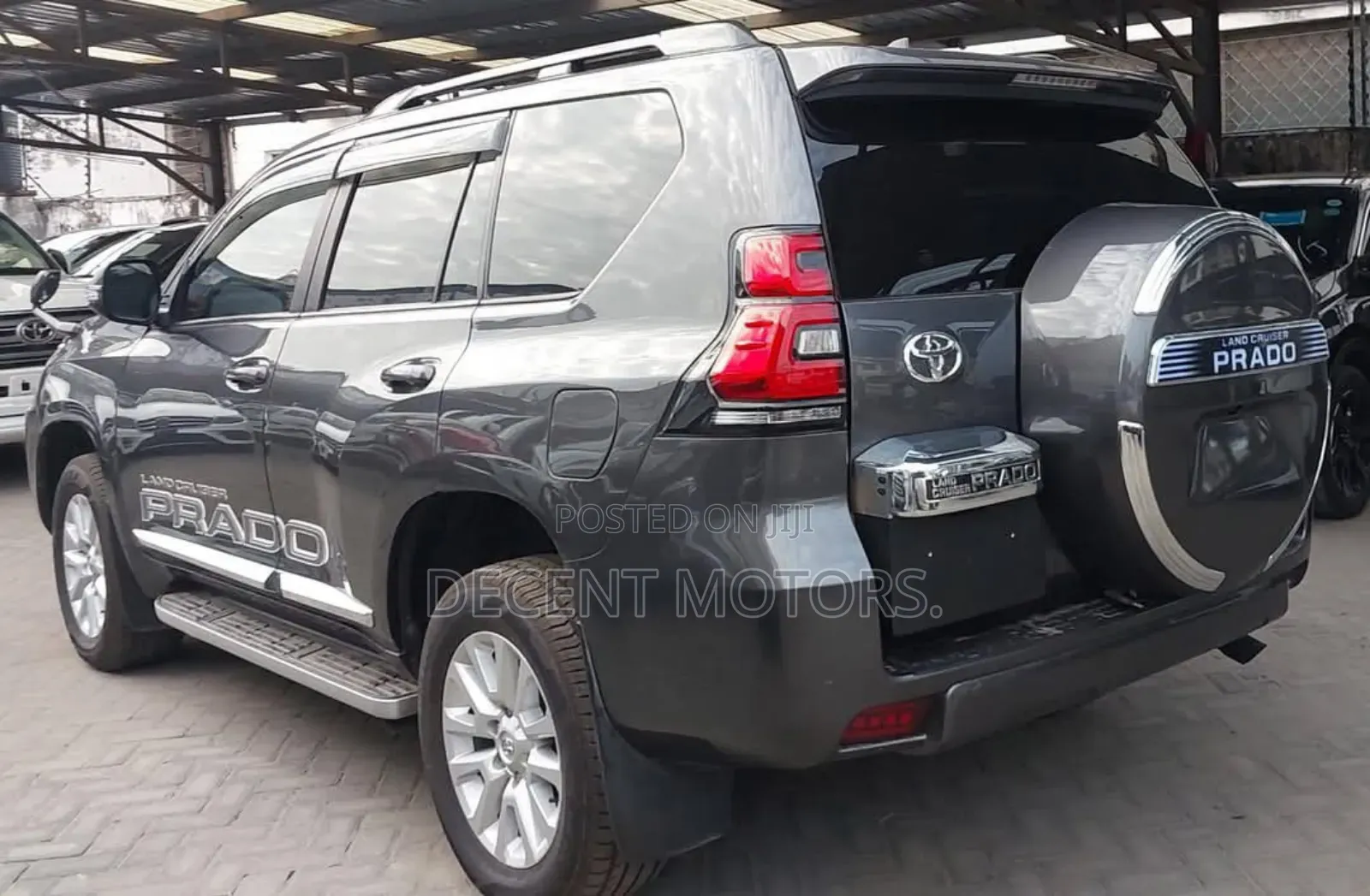 Toyota Land Cruiser Prado 2.8 2019 Gray