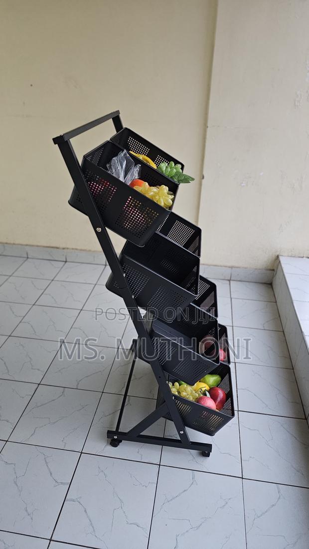 8 Compartments Metalic Fruit Cart