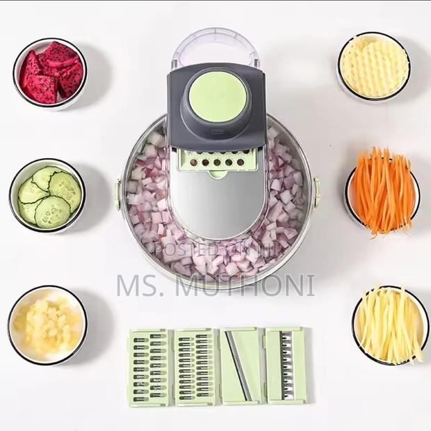 Multi-Functional 9pcs Vegetable Chopper/Cutter - thumbnail 4