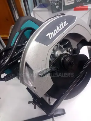 Makita Circular Saw 1200W