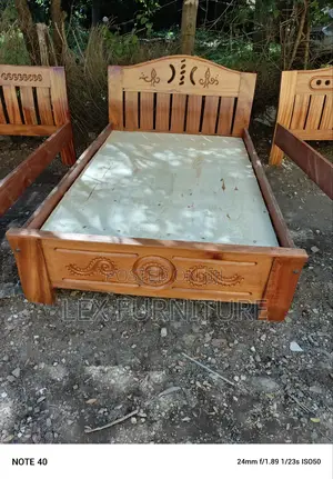 Mahogany Bed