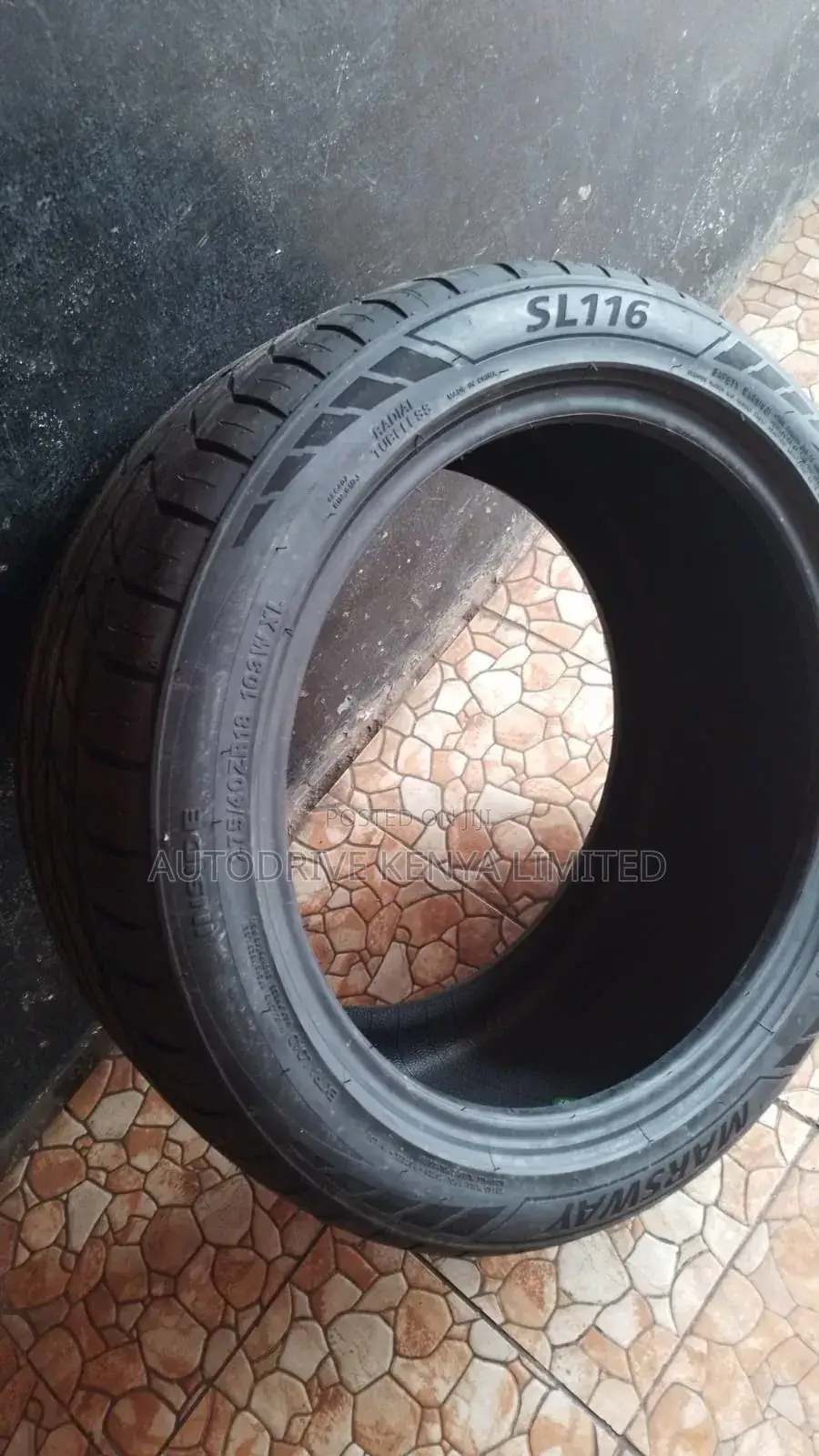 275/40r18 Bearway Tyre