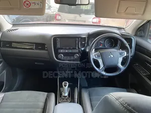 Mitsubishi Outlander 2.0 PHEV AWD 2018 Red