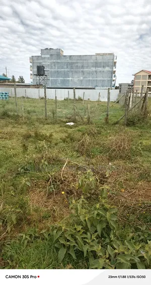 1/8 Plot Annex Touching Tarmac With Title